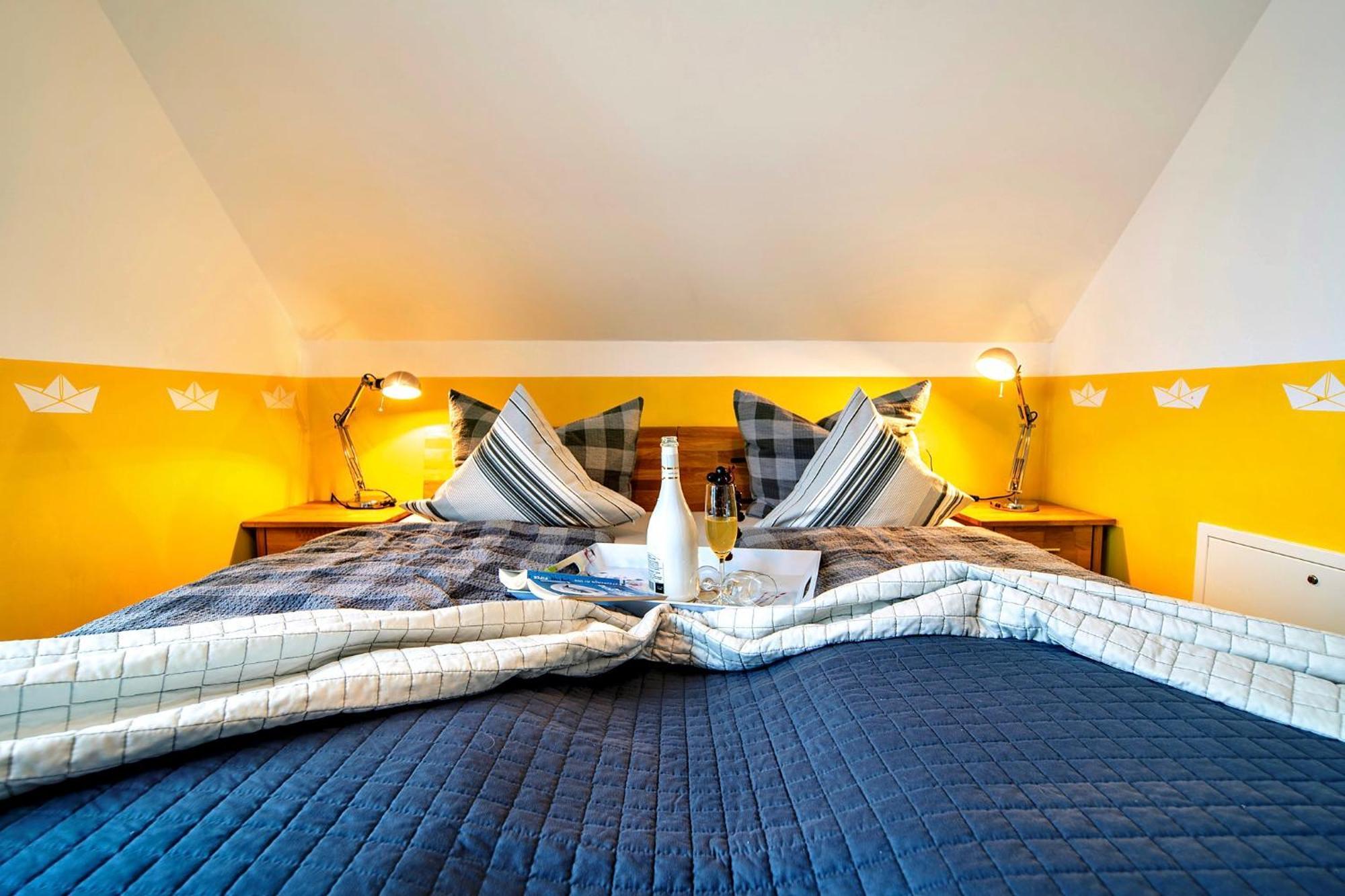 Ferienhaus Lieblingsplatz By Seeblick Ferien Oro, Direkte Wasserlage,Sauna,Kamin Olpenæs Eksteriør billede